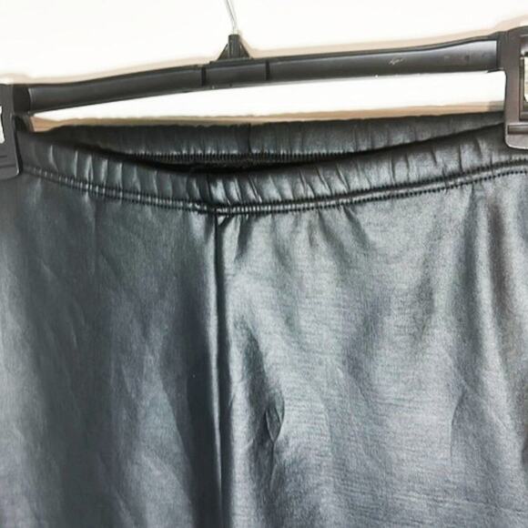 Black Fleece Lined Faux Leather Leggings Women’s Small High Rise Stylish Winter - Picture 3 of 5